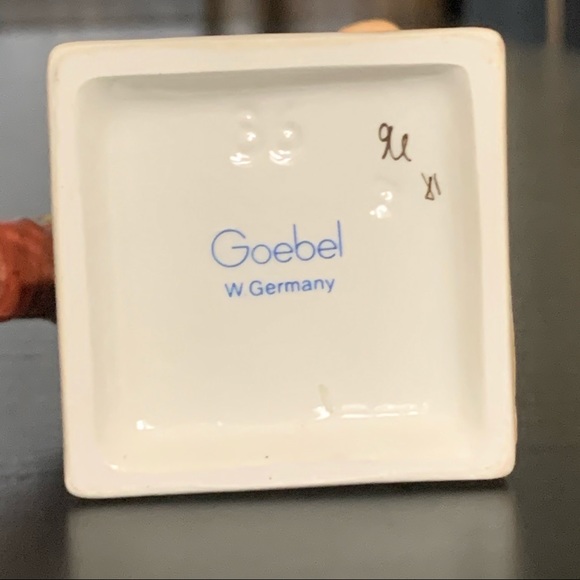 Happiness - Hummel Figurine #86 TMK6 - Picture 8 of 8